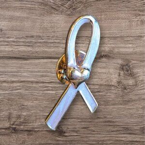 Vintage Avon breast cancer awareness pink enamel ribbon gold tone heart brooch